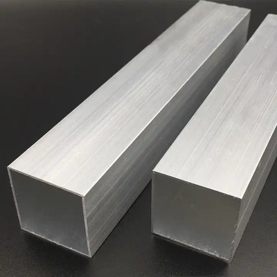 Un buon prezzo. 6061 6063 Tubi in lega di alluminio per estruzione quadrata in linea