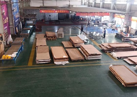 Un buon prezzo. Strato laminato a caldo di acciaio inossidabile del grado 304 SUS304 INOX 1219*2438 in linea