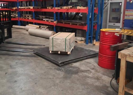 Un buon prezzo. le SEDERE di 409L 439L finiscono il piatto di acciaio inossidabile hanno laminato a freddo il tubo 0.8mm di Automative 1.2mm in linea