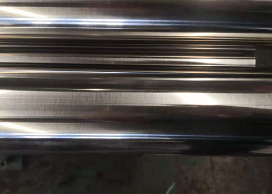 Un buon prezzo. Ss 201 tubo saldata/senza cuciture/di ERW di 304 316/L acciaio inossidabile in linea