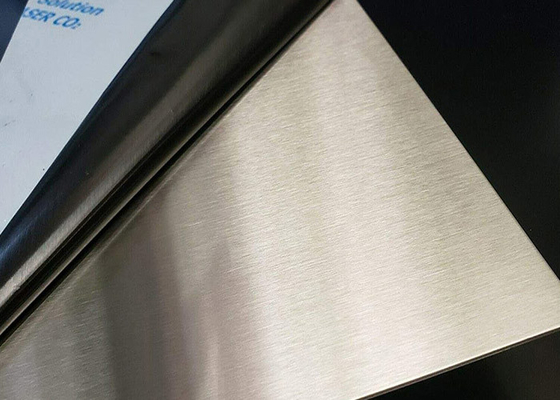 Un buon prezzo. il rivestimento 8K ha personalizzato lo spessore 0.3mm che il grado 430 ha laminato a freddo lo strato di acciaio inossidabile in linea