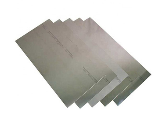 Un buon prezzo. 316l rivestimento inossidabile laminato a freddo austenitico 3,0 dello strato NO1.Finish 2B in linea