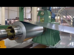 Laboratorio di lavorazione di lamiere di acciaio inossidabile